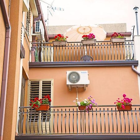 La Casa Del Lago Pergusa Lake Home Екстериор снимка