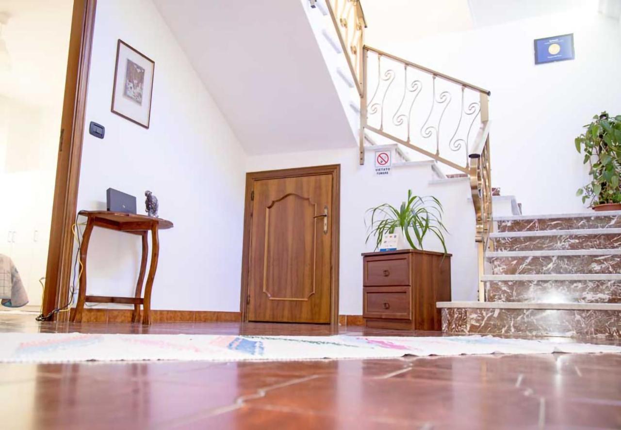 La Casa Del Lago Pergusa Lake Home Екстериор снимка